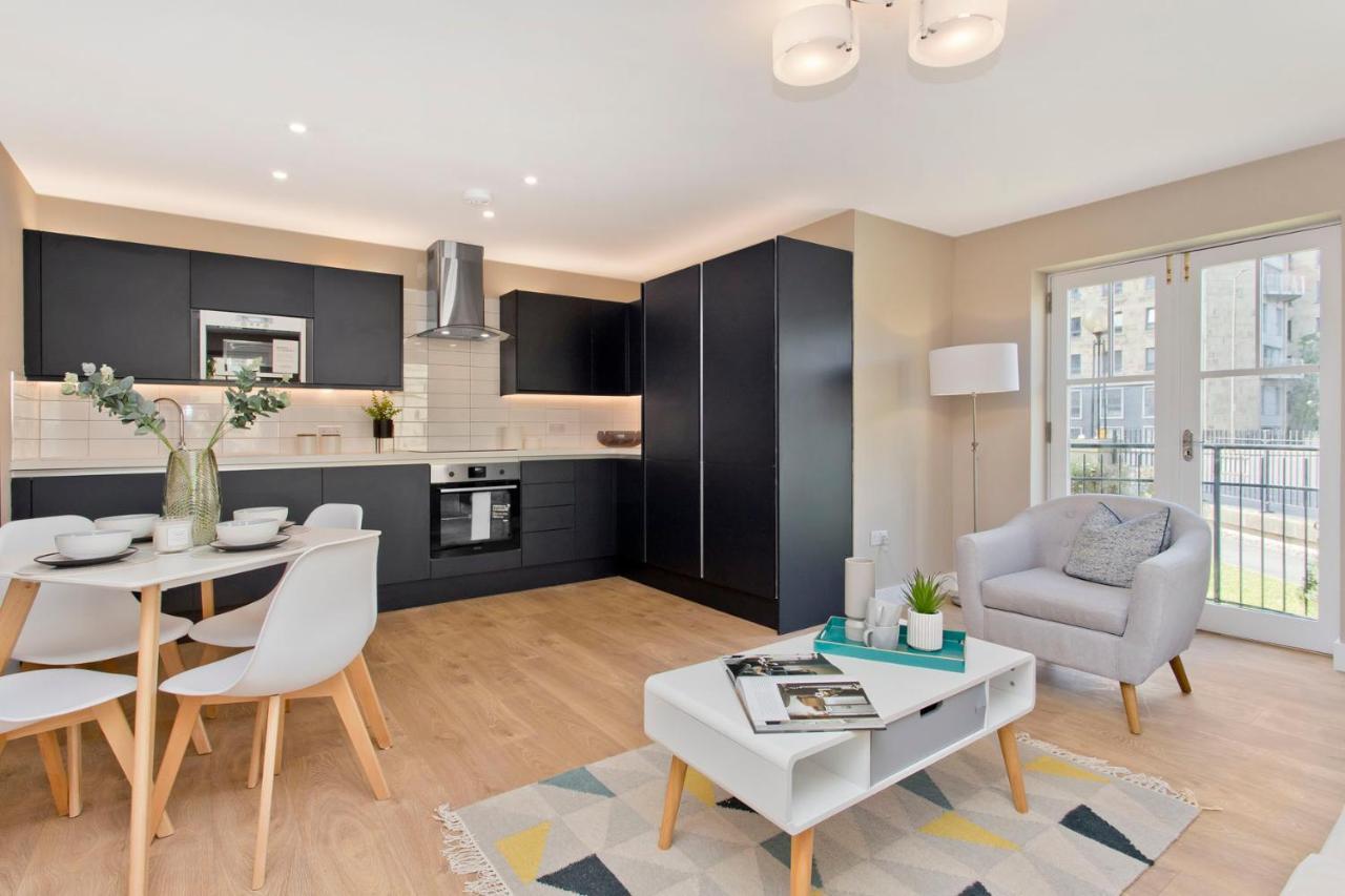 Modern City Centre 2 Bedroom 2 Bathroom Apartments, Main Door Ground With Private Parking Эдинбург Экстерьер фото